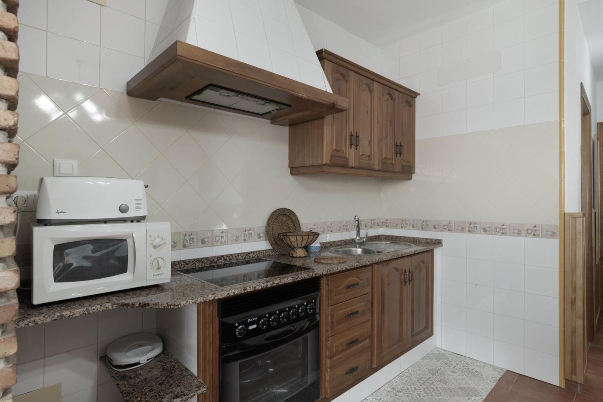 Apartamento Juan Carlos - Familias โกนิล เด ลาฟรอนเตรา ภายนอก รูปภาพ