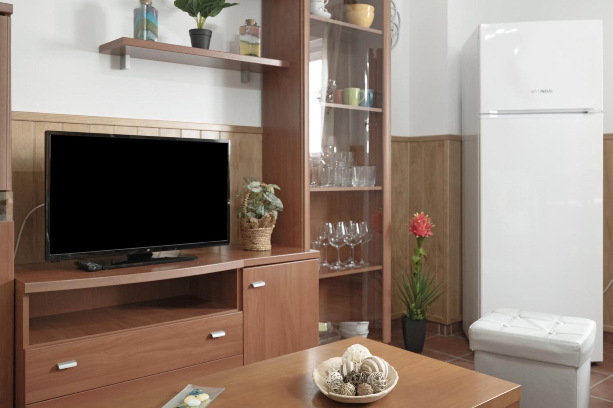 Apartamento Juan Carlos - Familias โกนิล เด ลาฟรอนเตรา ภายนอก รูปภาพ