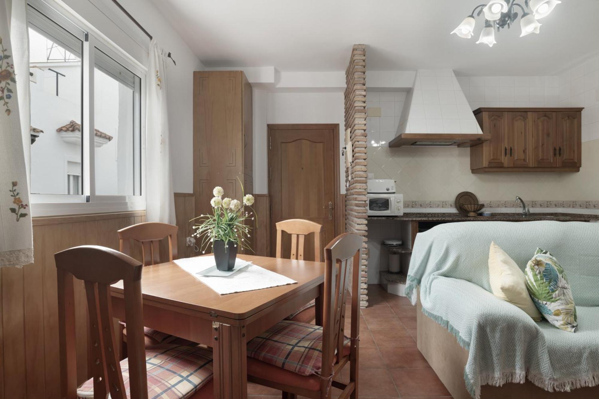 Apartamento Juan Carlos - Familias โกนิล เด ลาฟรอนเตรา ภายนอก รูปภาพ